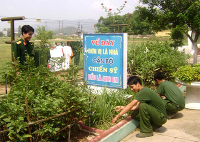 Gần gũi, quan tâm chiến sĩ mới
