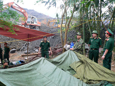 Tường thuật trực tiếp hoạt động tìm kiếm nạn nhân tại mỏ than Phấn Mễ