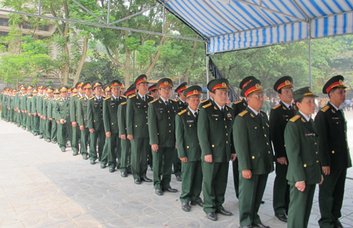 Dòng người tạc nghĩa