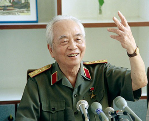 Muôn tấm lòng tiếc thương, kính trọng Đại tướng Võ Nguyên Giáp