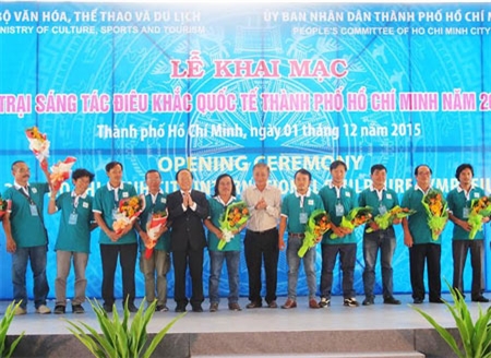 Khai mạc trại sáng tác điêu khắc quốc tế TP Hồ Chí Minh