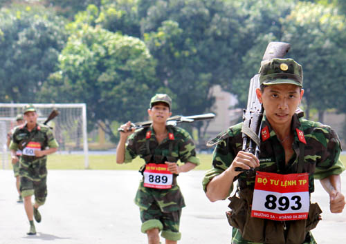 Khai mạc hội thao quốc phòng năm 2013
