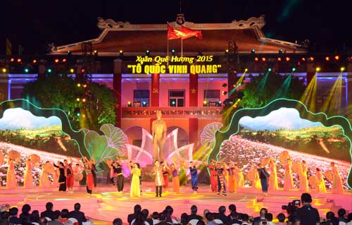 Giao lưu nghệ thuật Xuân quê hương 2015 – Tổ quốc vinh quang