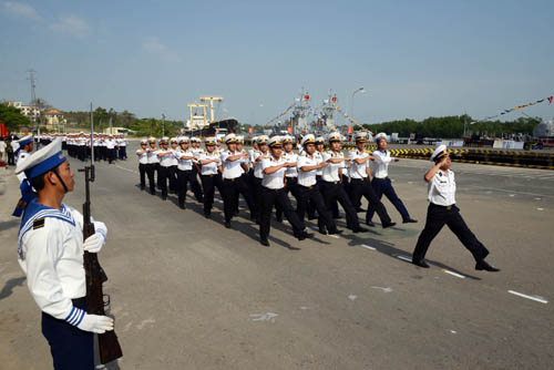 Luyện giỏi, rèn nghiêm, an toàn, làm chủ trang bị kỹ thuật