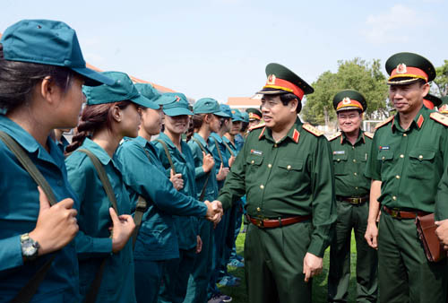 Đại tướng Phùng Quang Thanh kiểm tra các khối duyệt binh, diễu hành