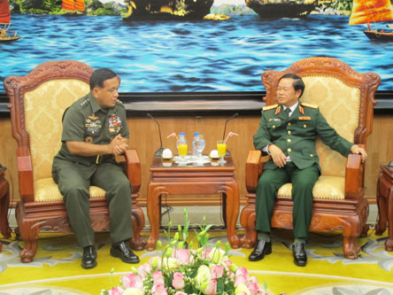 Thượng tướng Đỗ Bá Tỵ tiếp xã giao Tư lệnh Lục quân Philippines