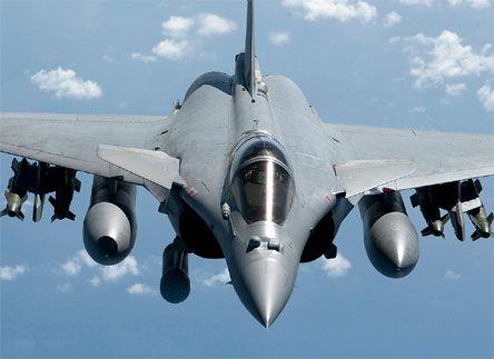 Pháp nâng cấp máy bay Rafale để hút khách