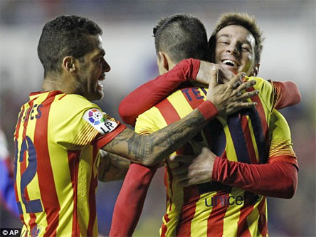 Tello lập hat-trick, Barca ngược dòng ngoạn mục