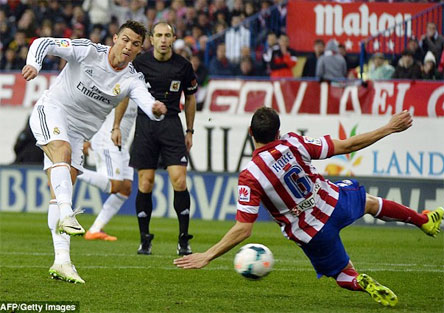 Real hòa kịch tính, Barca thắng tưng bừng