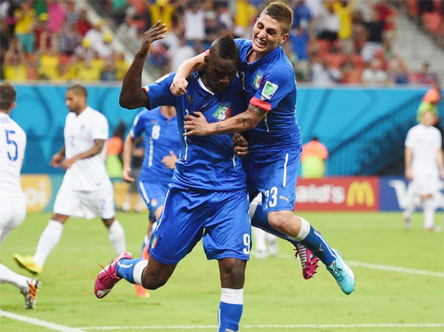 Anh 1-2 Italia: “Tam sư” gục ngã