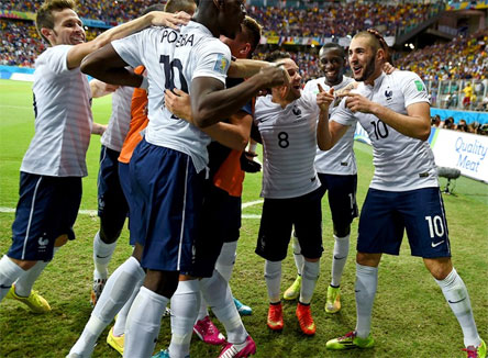 Pháp - Thụy Sĩ 5-2: Gà trống sớm giành vé vào vòng sau