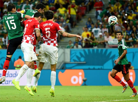 Thắng Croatia 3-1, Mexico vào vòng sau