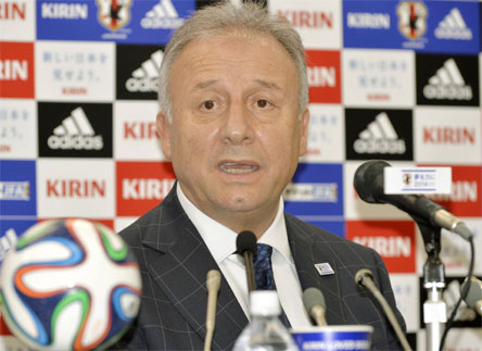 HLV Zaccheroni nói lời chia tay ĐT Nhật Bản