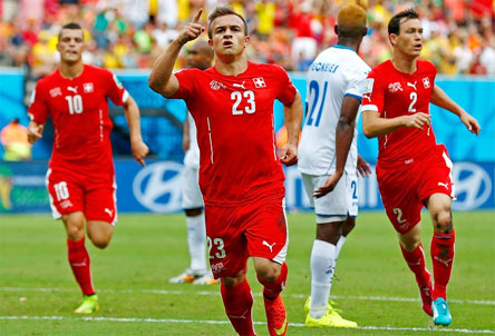 Quật ngã Honduras 3-0, Thụy Sĩ vào vòng sau