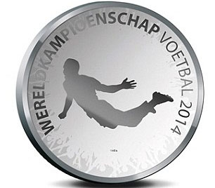 Hà Lan phát hành tiền xu hình Van Persie 