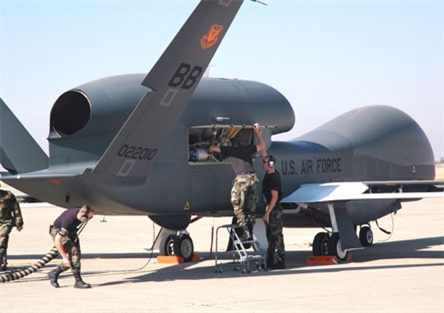 Mỹ nâng cấp toàn bộ UAV Global Hawk