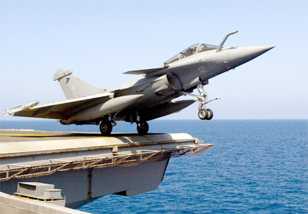 Pháp lần đầu tiên xuất khẩu được “niềm tự hào” Rafale