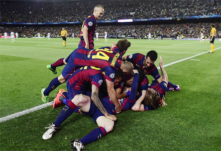 Hạ Bayern, Barca đặt một chân vào Chung kết Champions League
