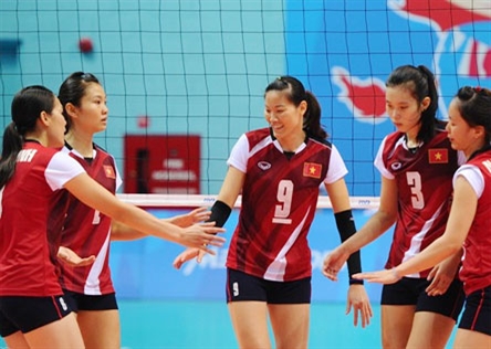 Ngày 15-6, SEA Games 28: Bóng chuyền nữ về nhì