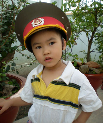 ... Thích làm bộ đội