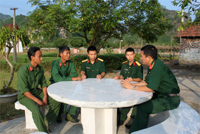 “Gia đình Tân Trào”