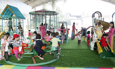 Chăm búp trên cành