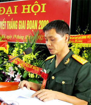 Người “mặc áo” cho điều hòa