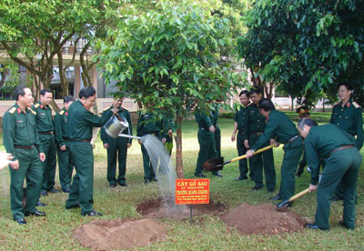 Thượng tướng Trương Quang Khánh thăm và làm việc tại Binh đoàn Tây Nguyên