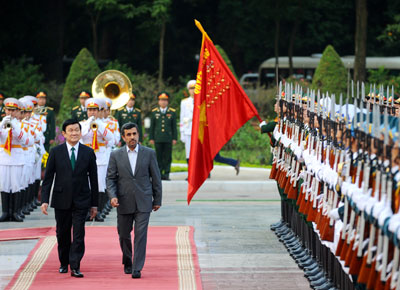 Lãnh đạo nước ta đón tiếp, hội đàm với Tổng thống I-ran