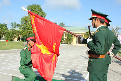 Tổ chức lễ tuyên thệ cho 130 chiến sĩ mới