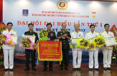 Dũng cảm bám tàu, bám biển, hoàn thành nhiệm vụ sản xuất, kinh doanh