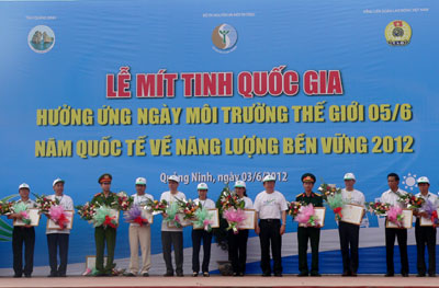 Mít tinh Quốc gia  hưởng ứng ngày Môi trường thế giới và năm quốc tế về năng lượng bền vững 2012