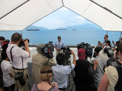 Bộ trưởng Bộ Quốc phòng Mỹ bắt đầu thăm Việt Nam