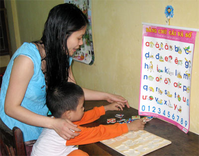 Mẹ con cùng đi học