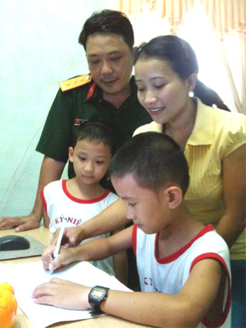 Theo anh về Thôn Vĩ!