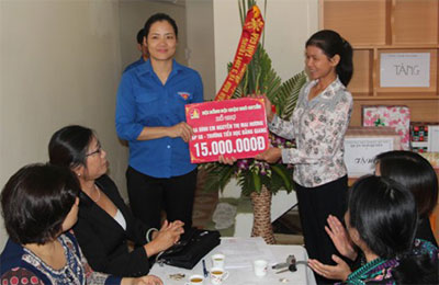 Ngôi nhà “Khăn quàng đỏ”