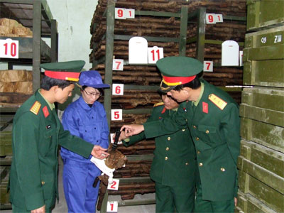 Nữ thủ kho giỏi... “việc nước”