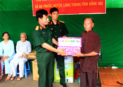 Nghĩa tình người lính pháo binh