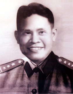 Hành trình bức chân dung chính ủy sư đoàn