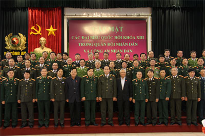 Lãnh đạo Bộ Quốc phòng, Bộ Công an gặp mặt đại biểu Quốc hội khóa XIII trong QĐND  và CAND