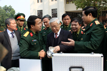  Toàn quân hoàn thành tốt các nhiệm vụ thường xuyên và đột xuất năm 2013