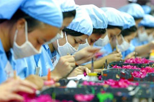 Ngăn chặn tình trạng doanh nghiệp cắt giảm phụ cấp khi tăng lương tối thiểu 