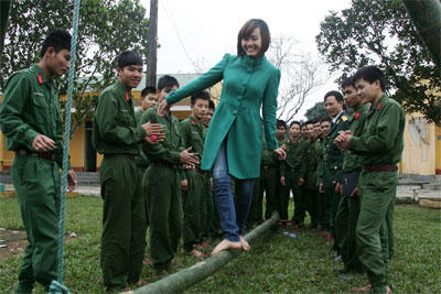 Những người mang mùa xuân lên biên giới