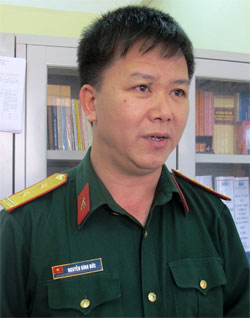 Nên tính phụ cấp thâm niên cho công nhân viên chức quốc phòng