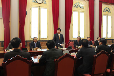 Chủ tịch nước Trương Tấn Sang trao quyết định bổ nhiệm cho 21 Đại sứ, Tổng lãnh sự Việt Nam tại nước ngoài