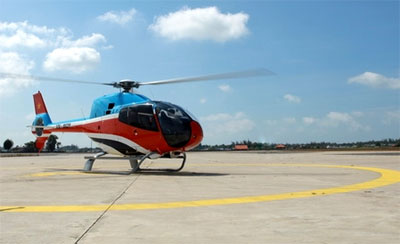 Hoàn thành khóa huấn luyện bay đề cao trên máy bay EC-120B cho phi công Hải quân.
