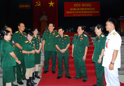 Biểu dương, khen thưởng 62 tập thể, cá nhân điển hình tiên tiến trong học tập và làm theo Bác