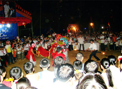 Háo hức chờ trăng lên