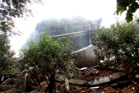 Ổn định cuộc sống của tiểu thương bị thiệt hại - ưu tiên cao nhất