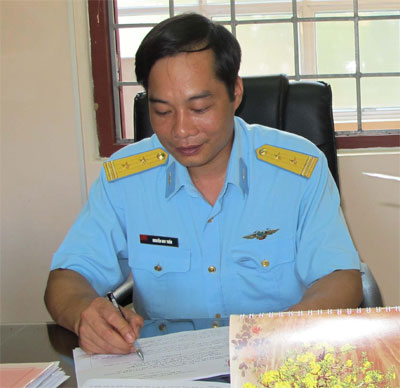 Chính ủy “3 trong 1”